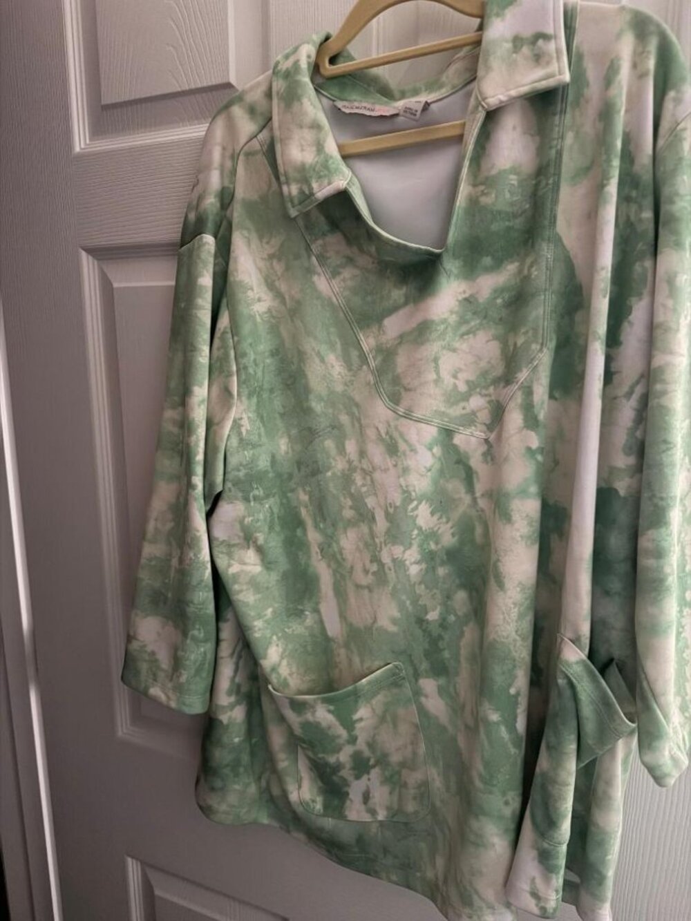 Isaac Mizrahi Live! Collared Pullover Top with Bib Detail w/Pockets Size 1X